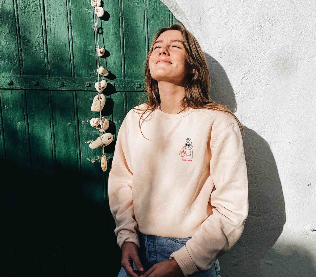 Sweat unisexe 100% coton brodé à la main Dolce vita