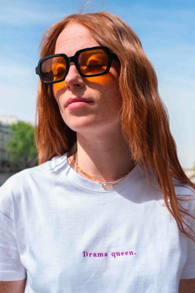 t-shirt brodé Drama Queen