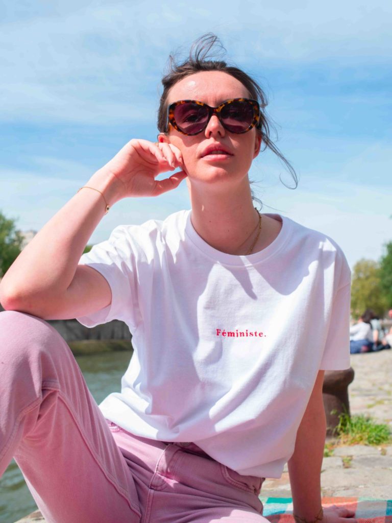 T-shirt brodé féministe