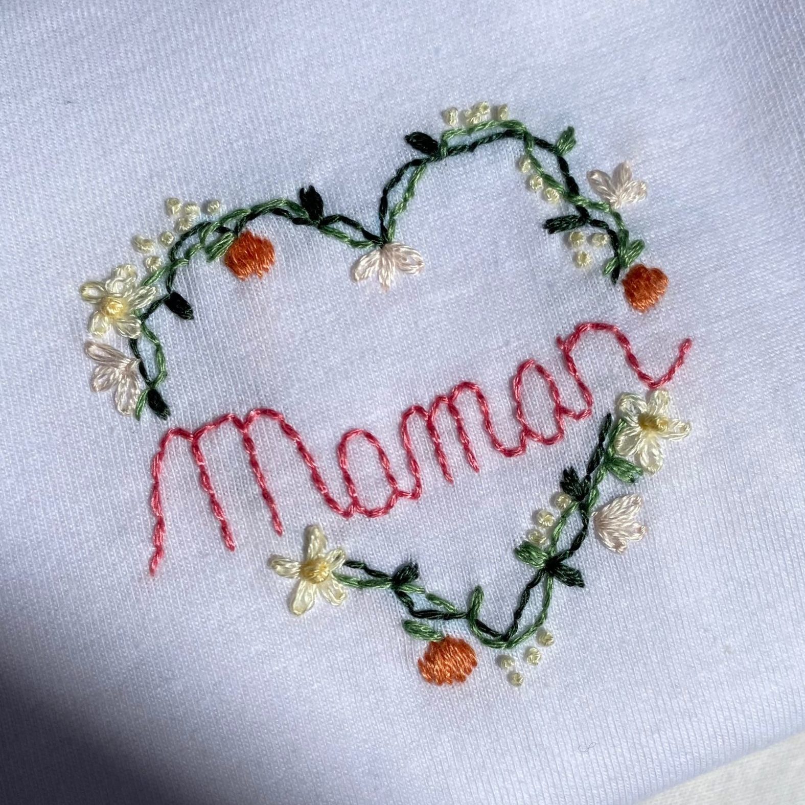 T-shirt brodé personnalisable